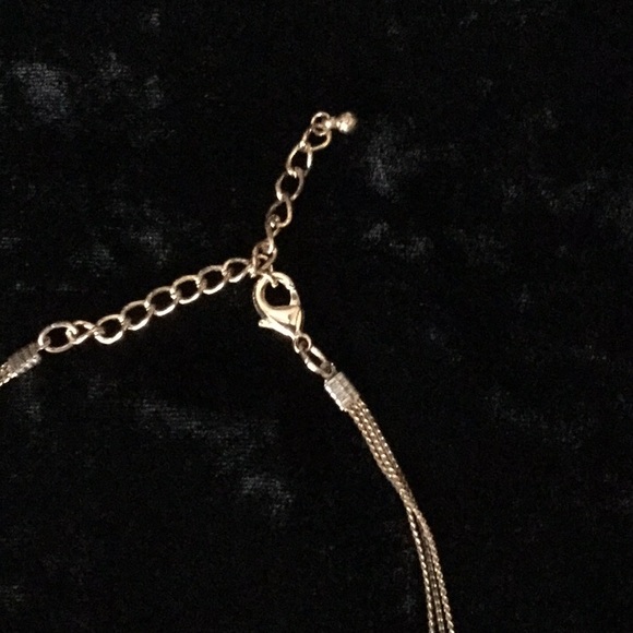 Necklace and earring set. - Picture 4 of 8